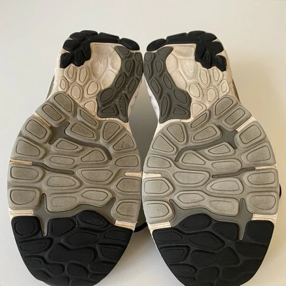 New Balance womens fresh foam 860 Black Running Shoes size 9 - Picture 12 of 16